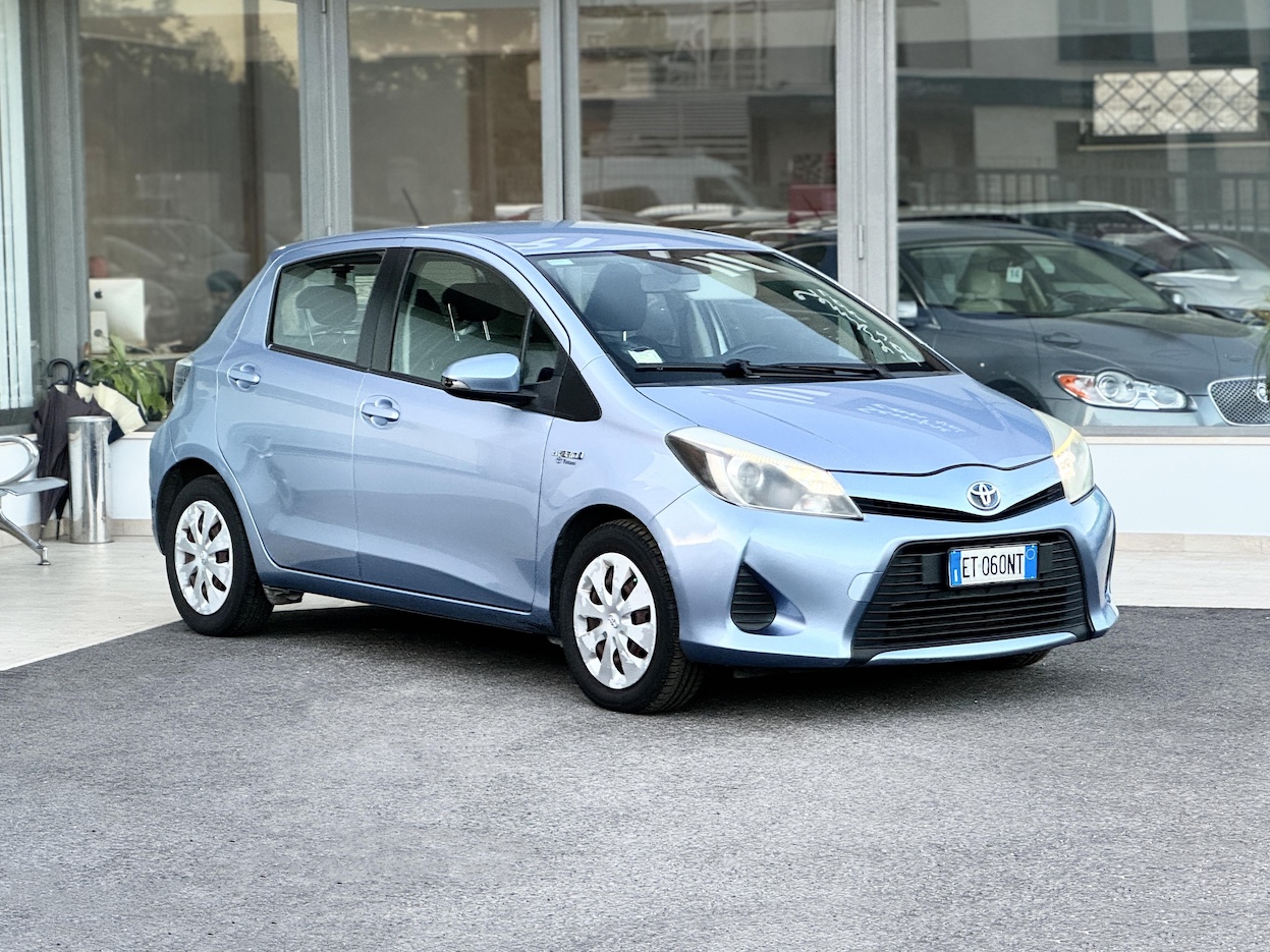 TOYOTA - Yaris 3ª serie