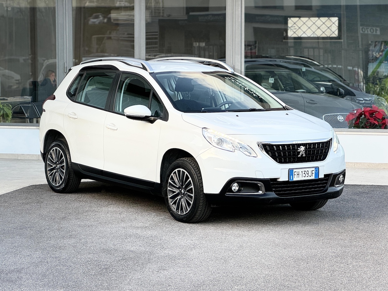 PEUGEOT - 2008