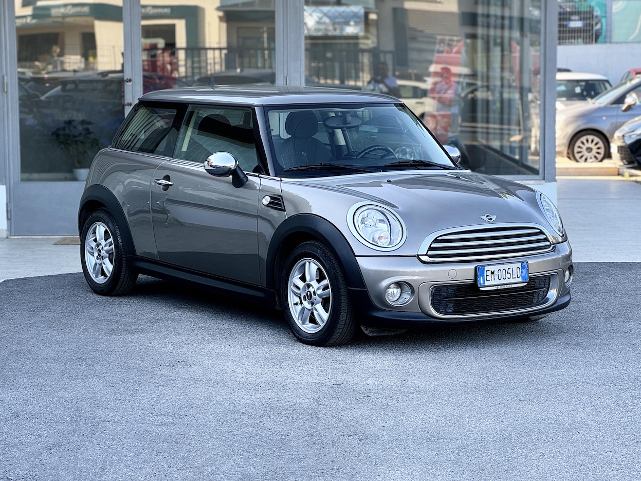 MINI - Mini          (R56)