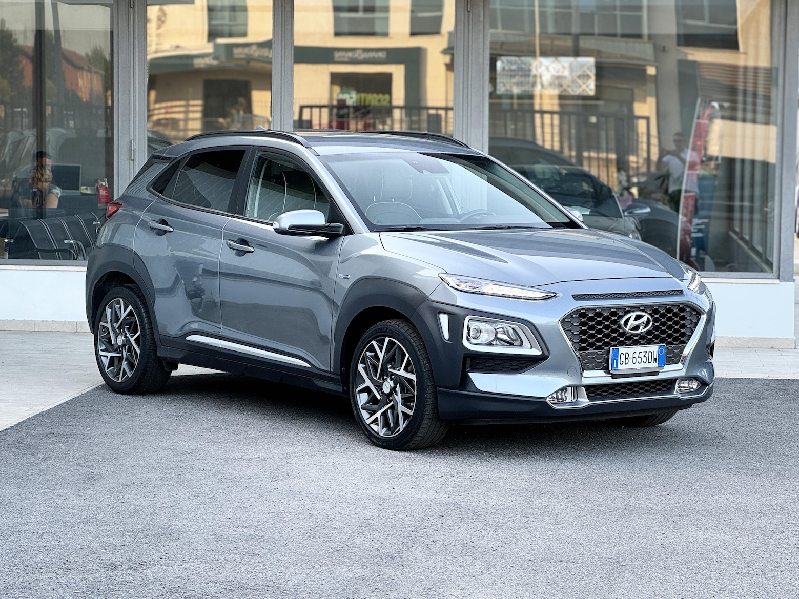 HYUNDAI - Kona