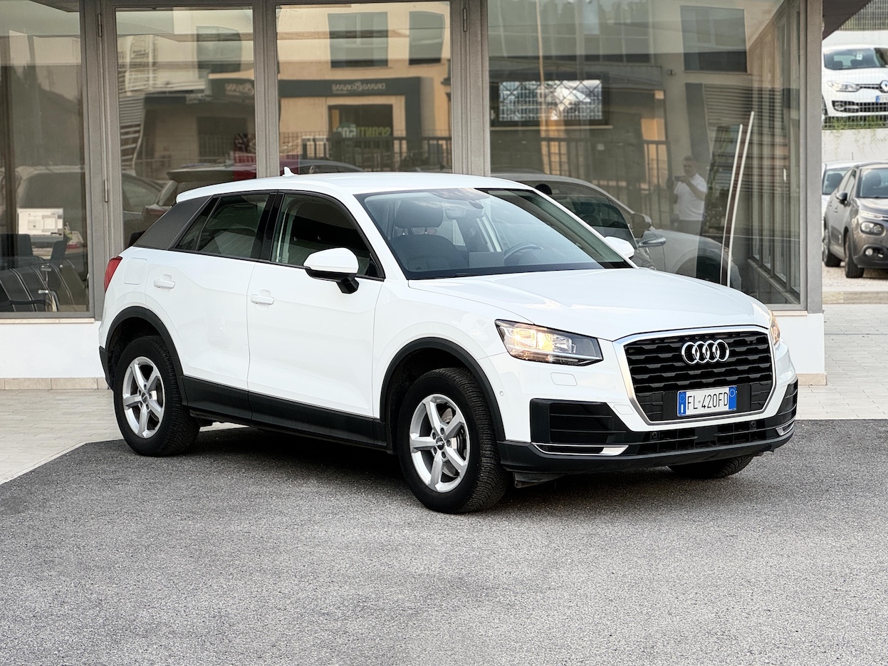 AUDI - Q2