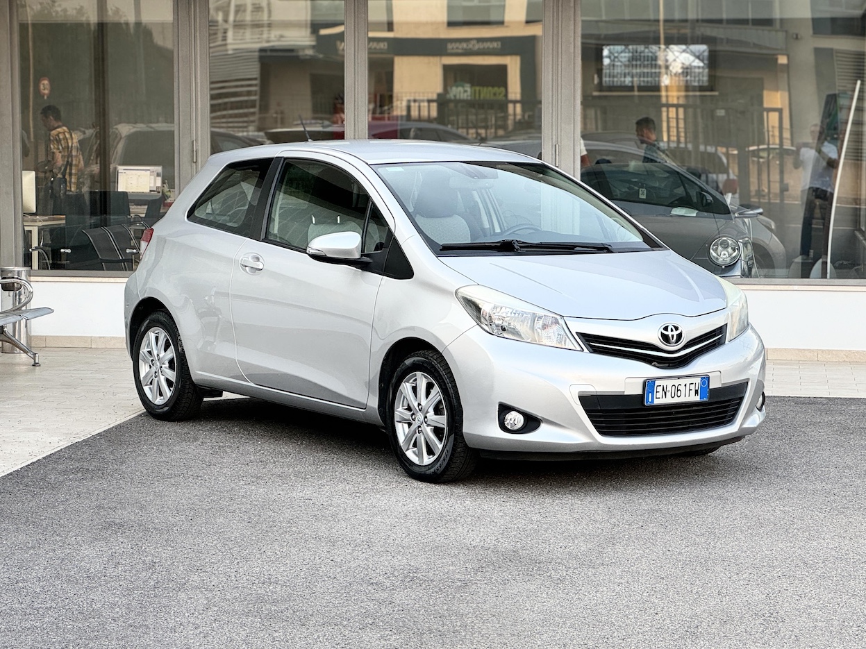 TOYOTA - Yaris 3ª serie