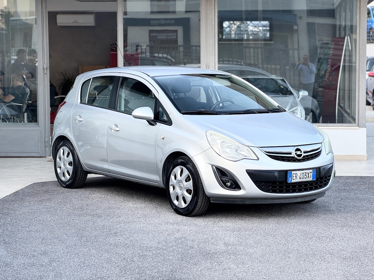 OPEL - Corsa 4ª serie