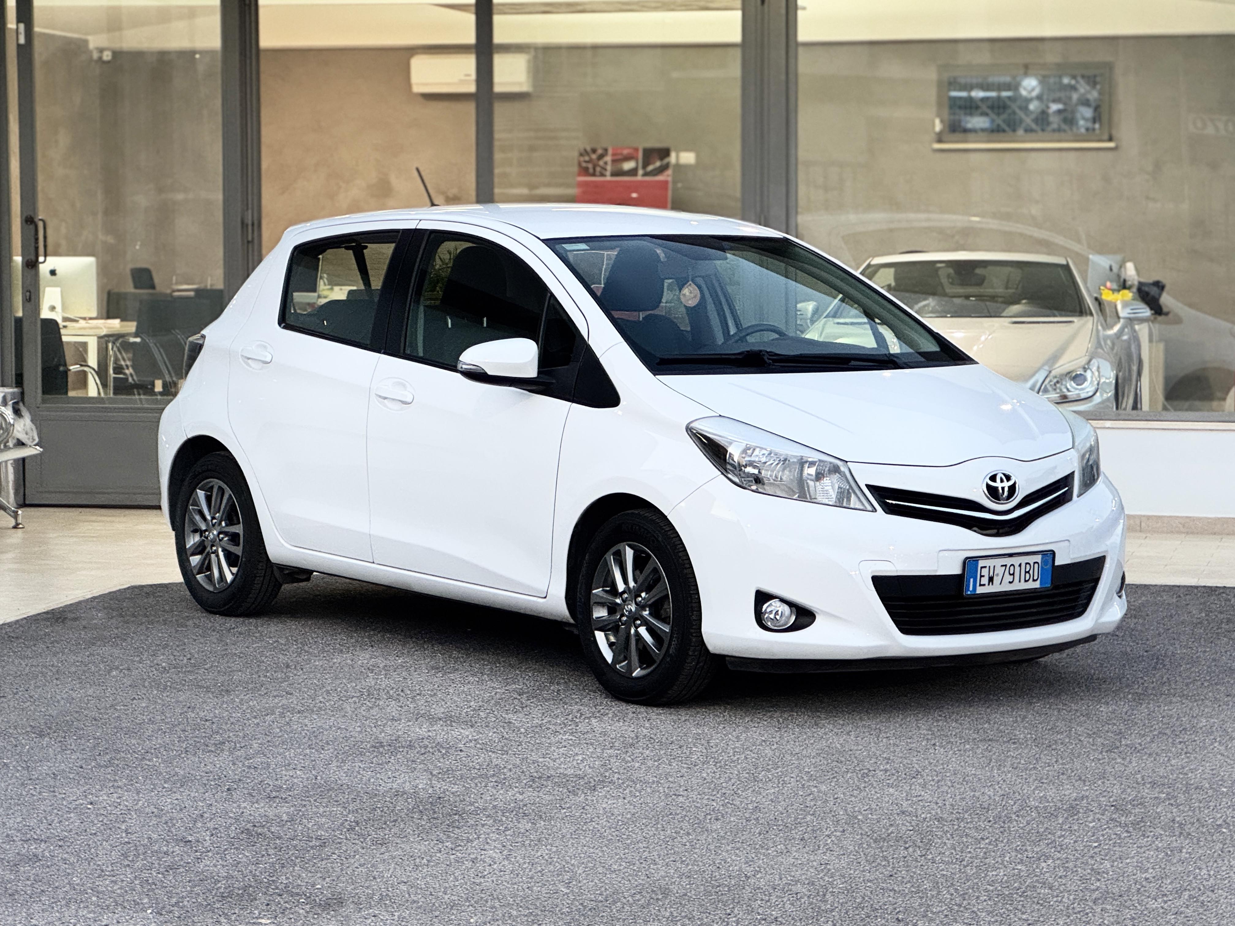 TOYOTA - Yaris 3ª serie