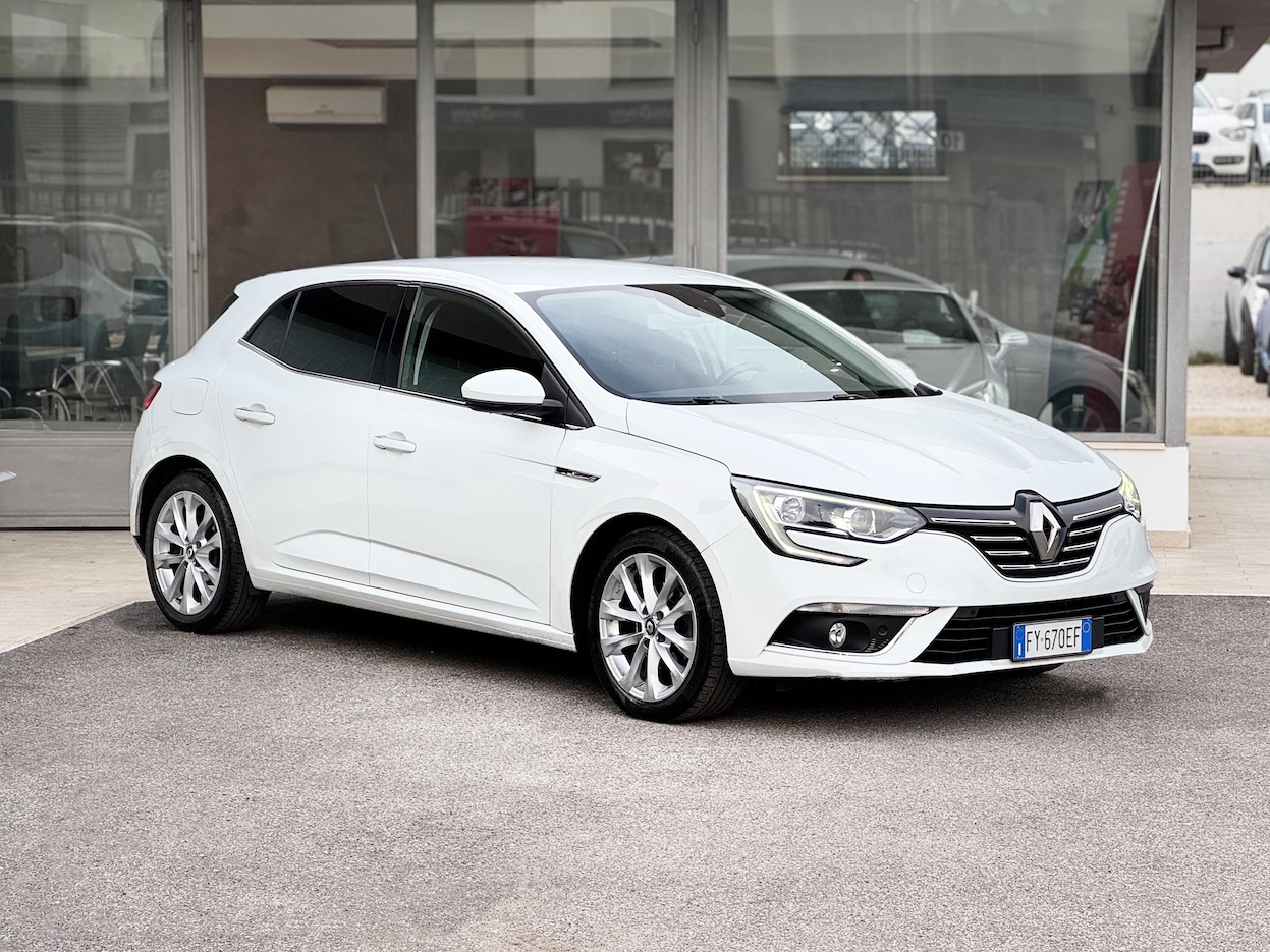 RENAULT - Mégane 4ª serie