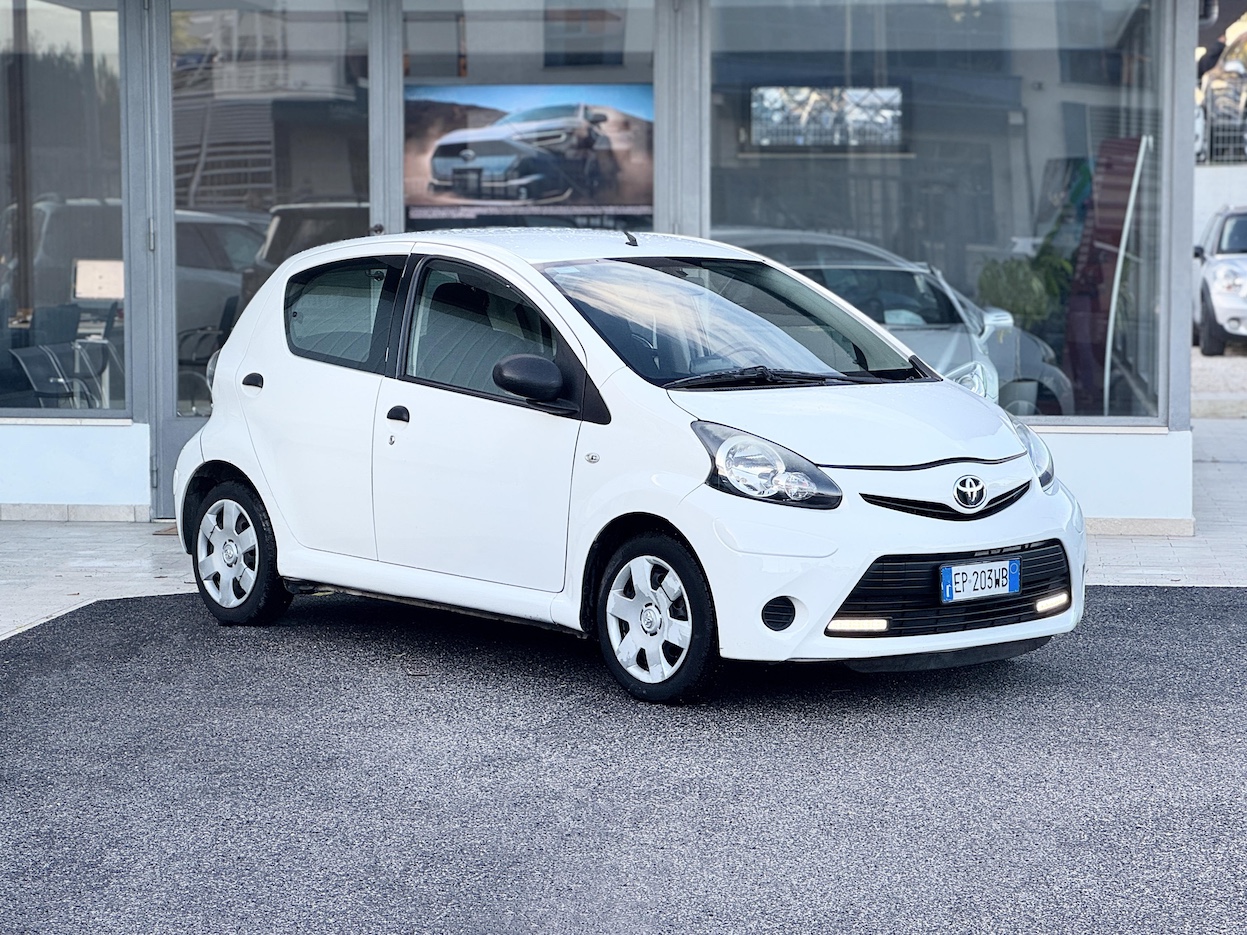 TOYOTA - Aygo 1ª serie