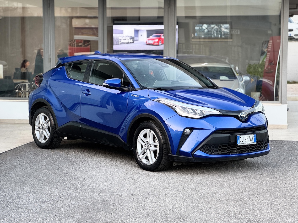 TOYOTA - C-HR