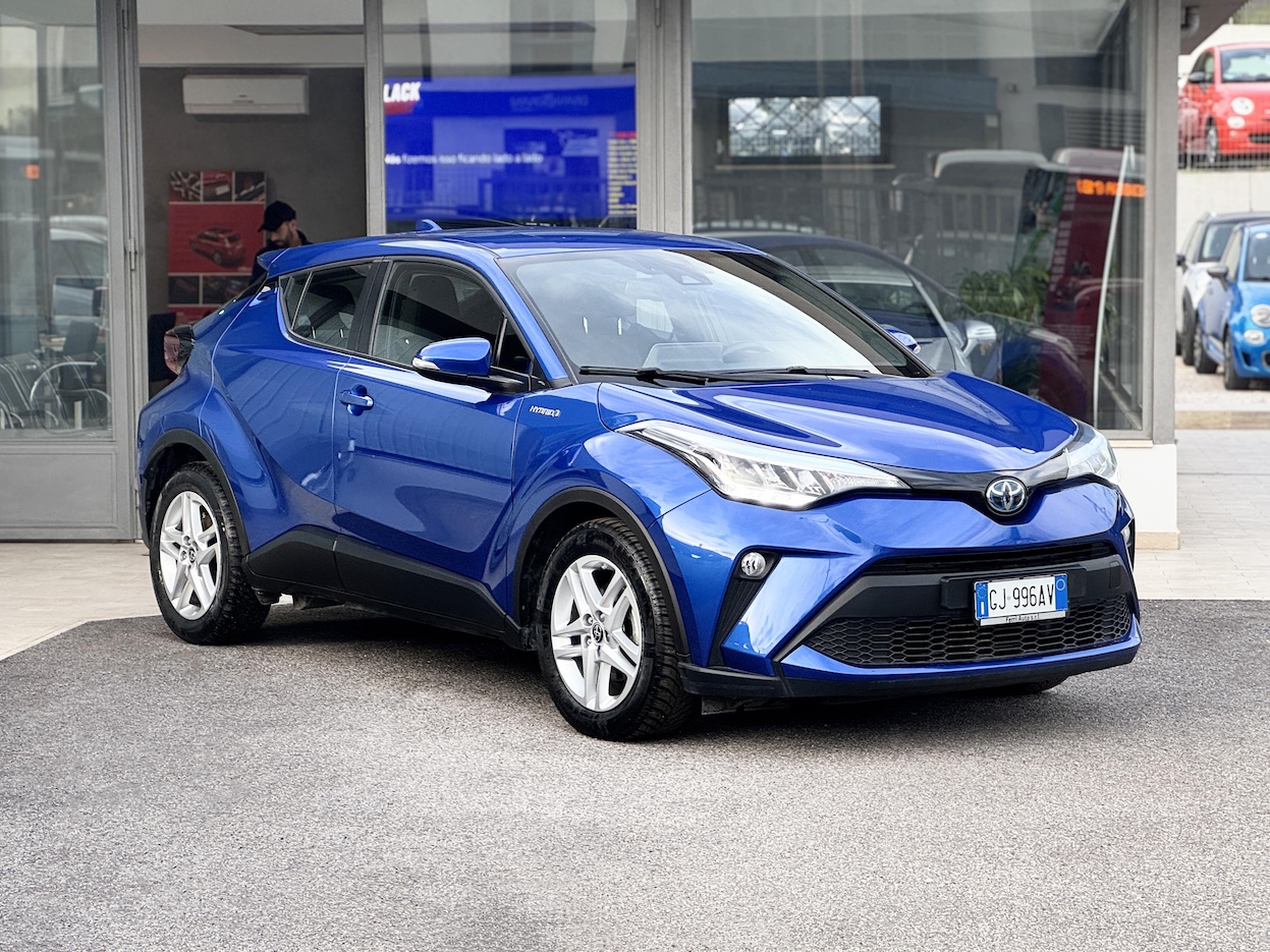 TOYOTA - C-HR