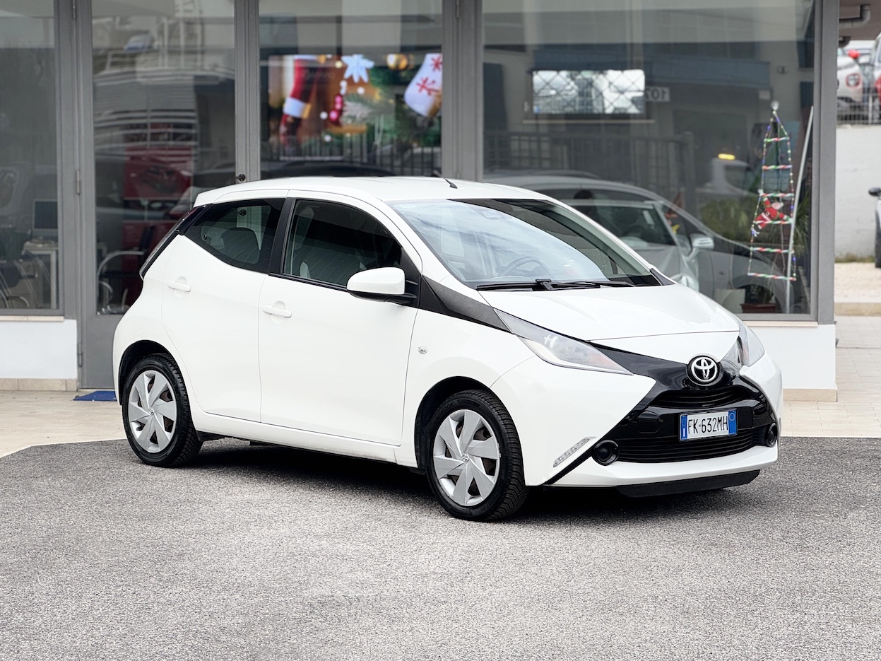 TOYOTA - Aygo 2ª serie