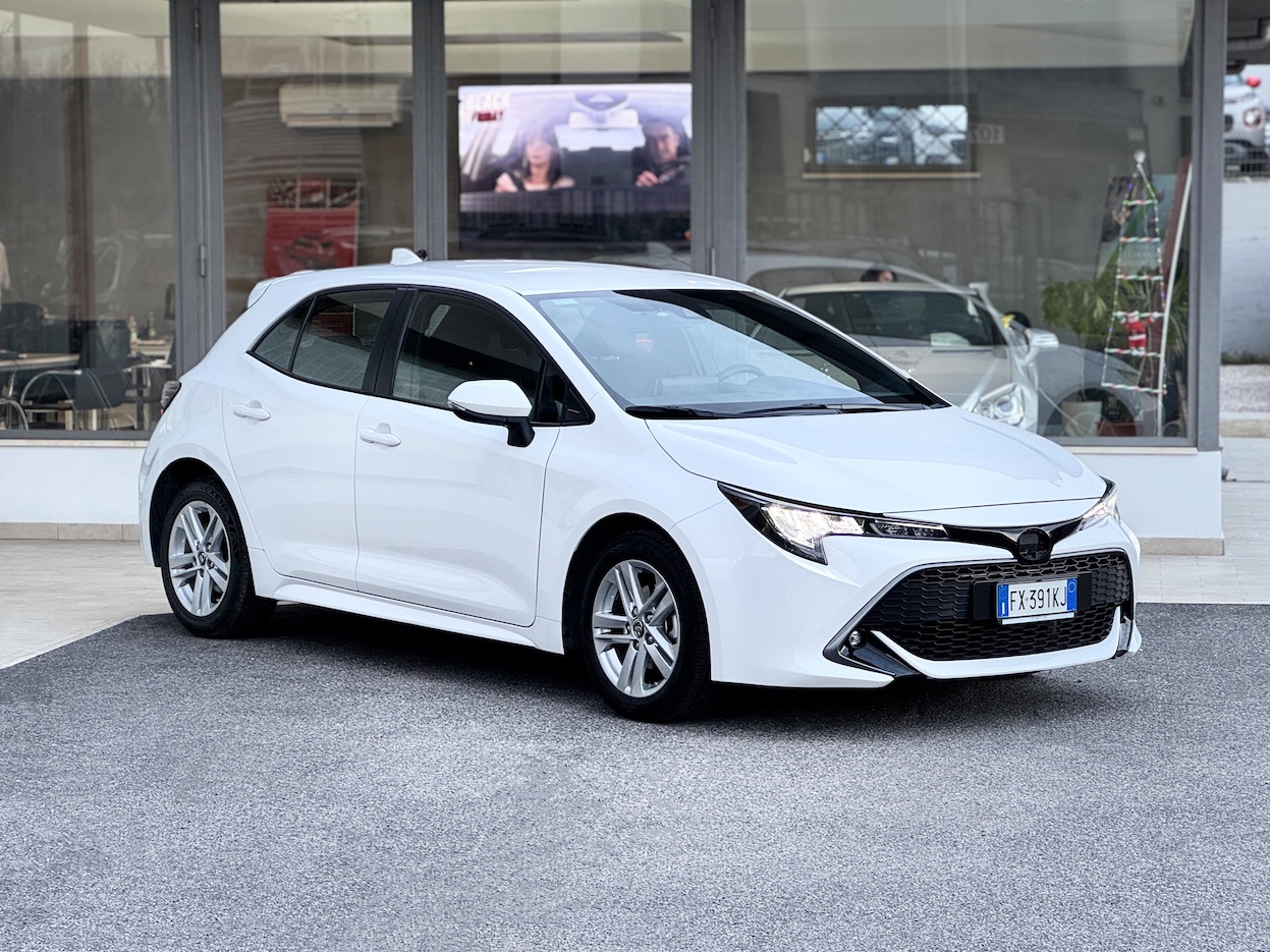 TOYOTA - Corolla (2018-->)