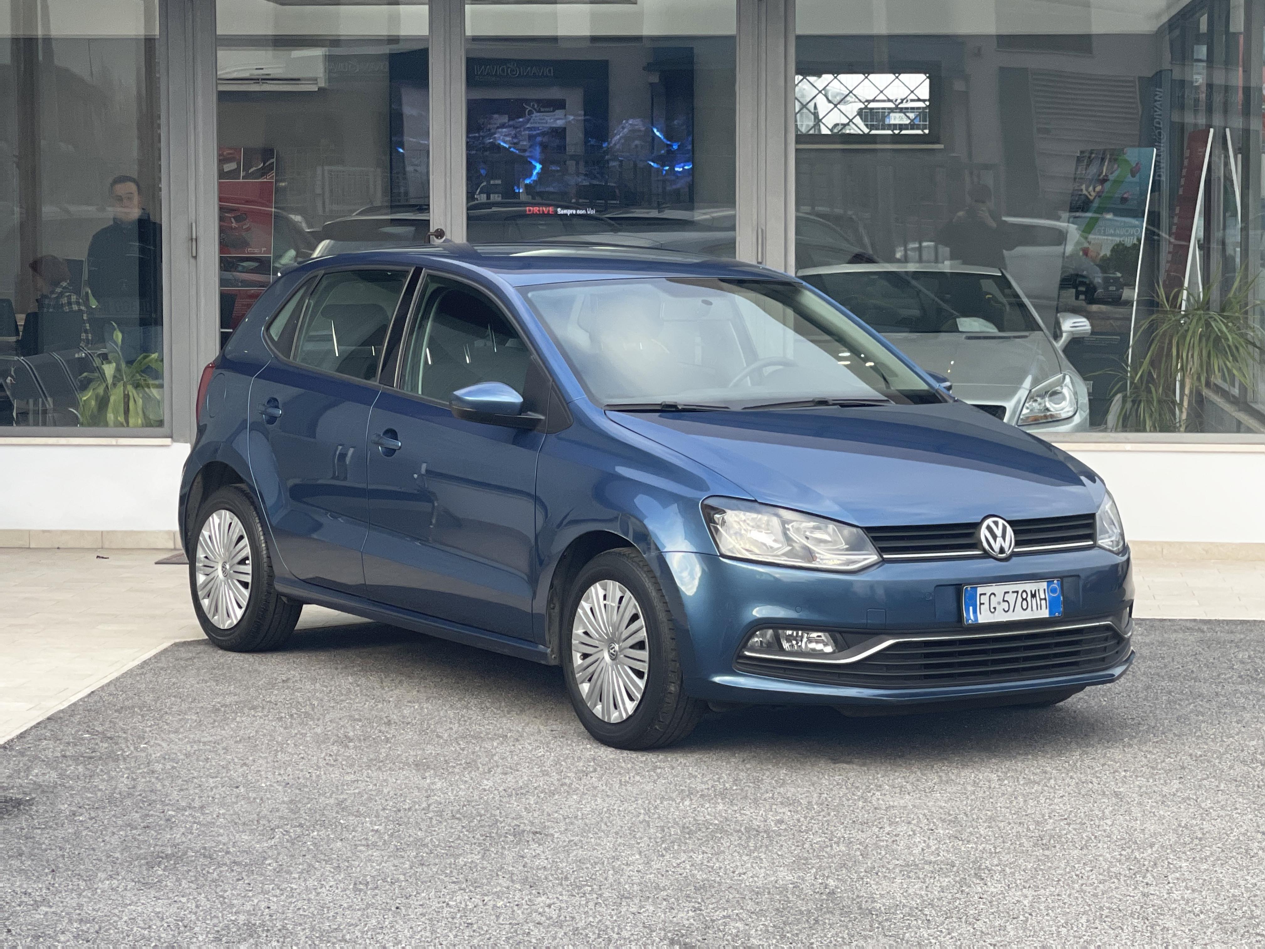 VOLKSWAGEN - Polo 5ª serie