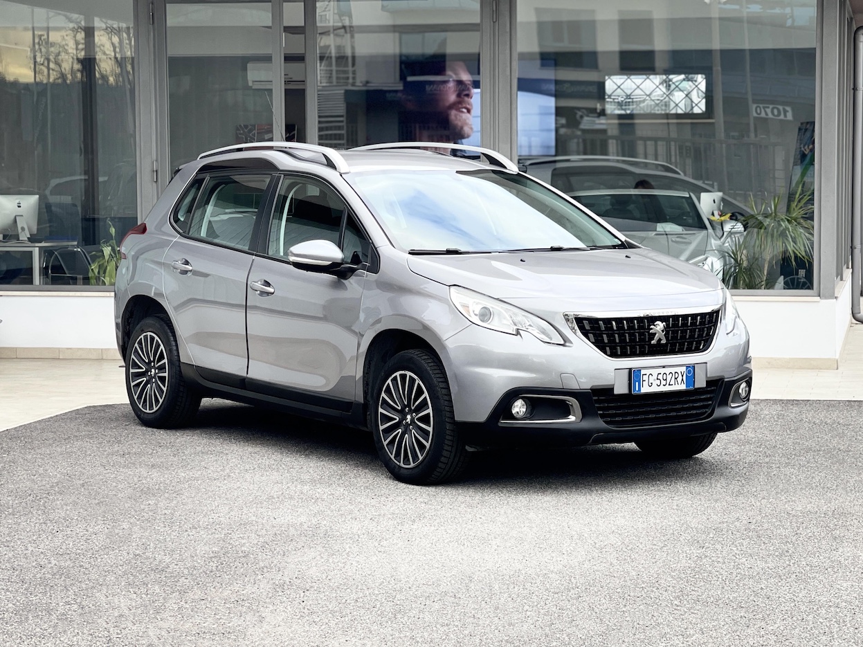 PEUGEOT - 2008