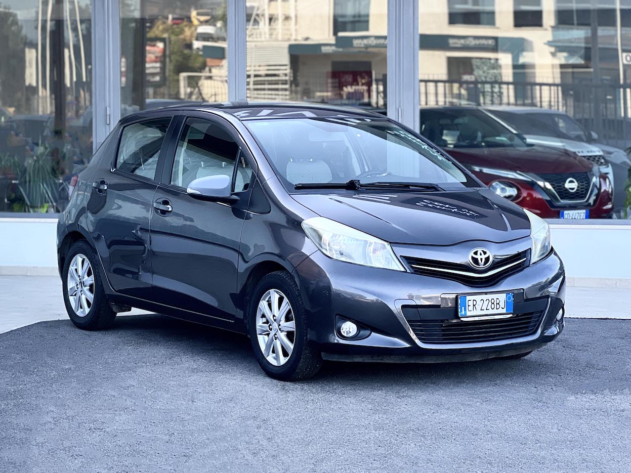 TOYOTA - Yaris 2ª serie