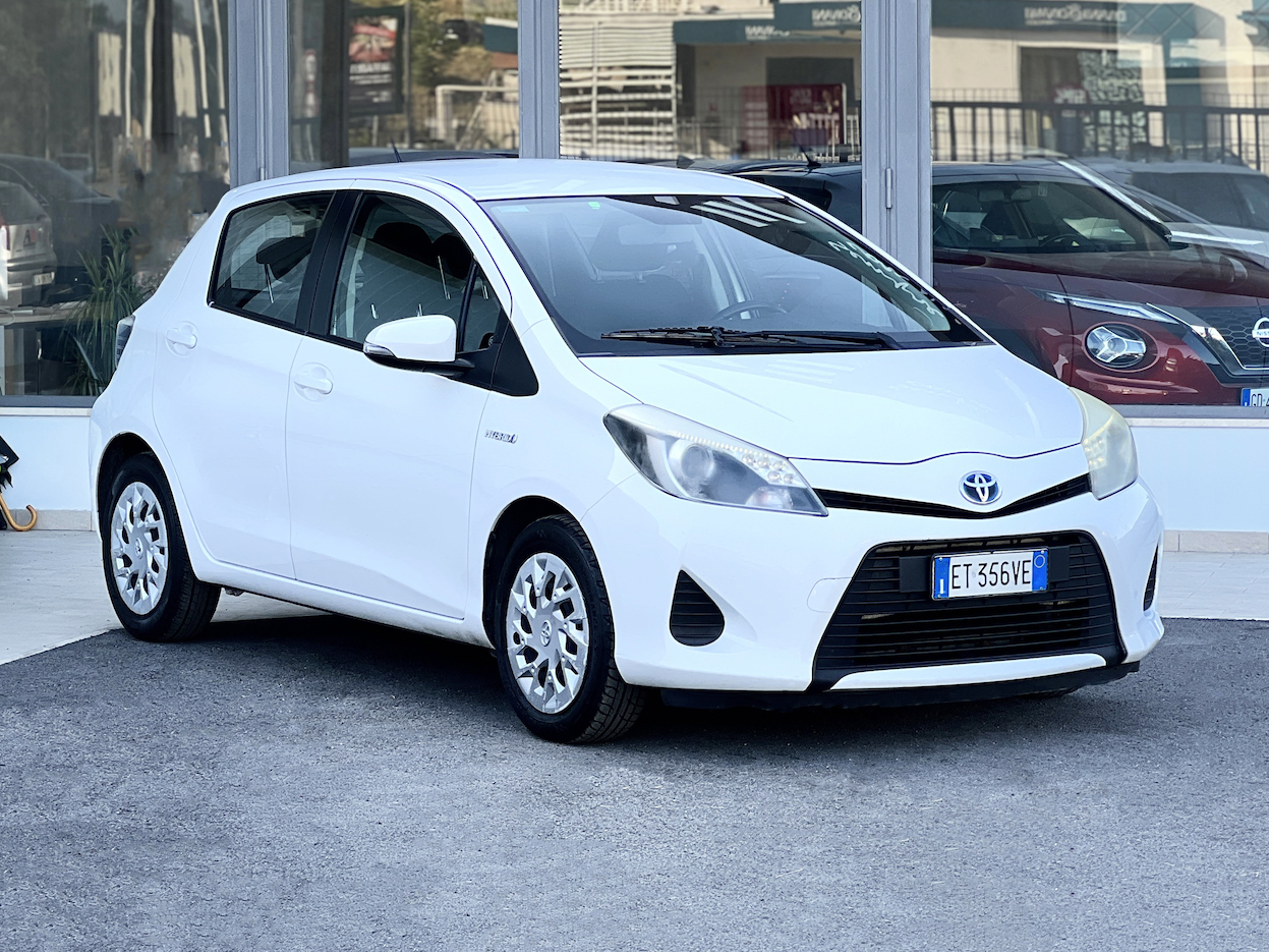 TOYOTA - Yaris 2ª serie