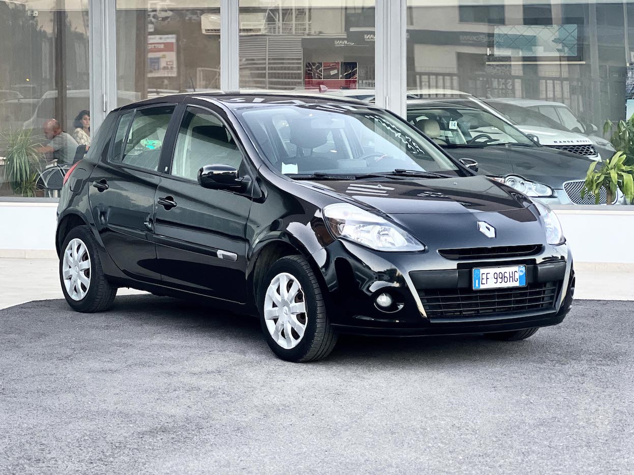 RENAULT - Clio 3ª serie