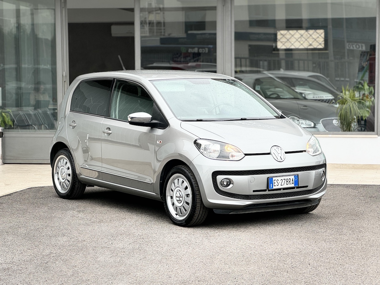 VOLKSWAGEN - up!